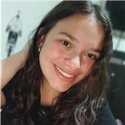 Profe imparte clases a niños de todas las edades de forma presencial o virtual